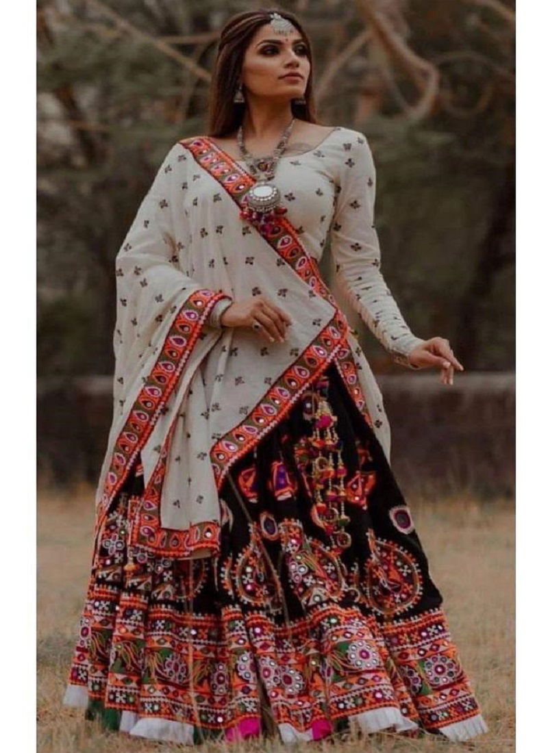 LG 395 Printed Navaratri Special Lehenga Choli Catalog